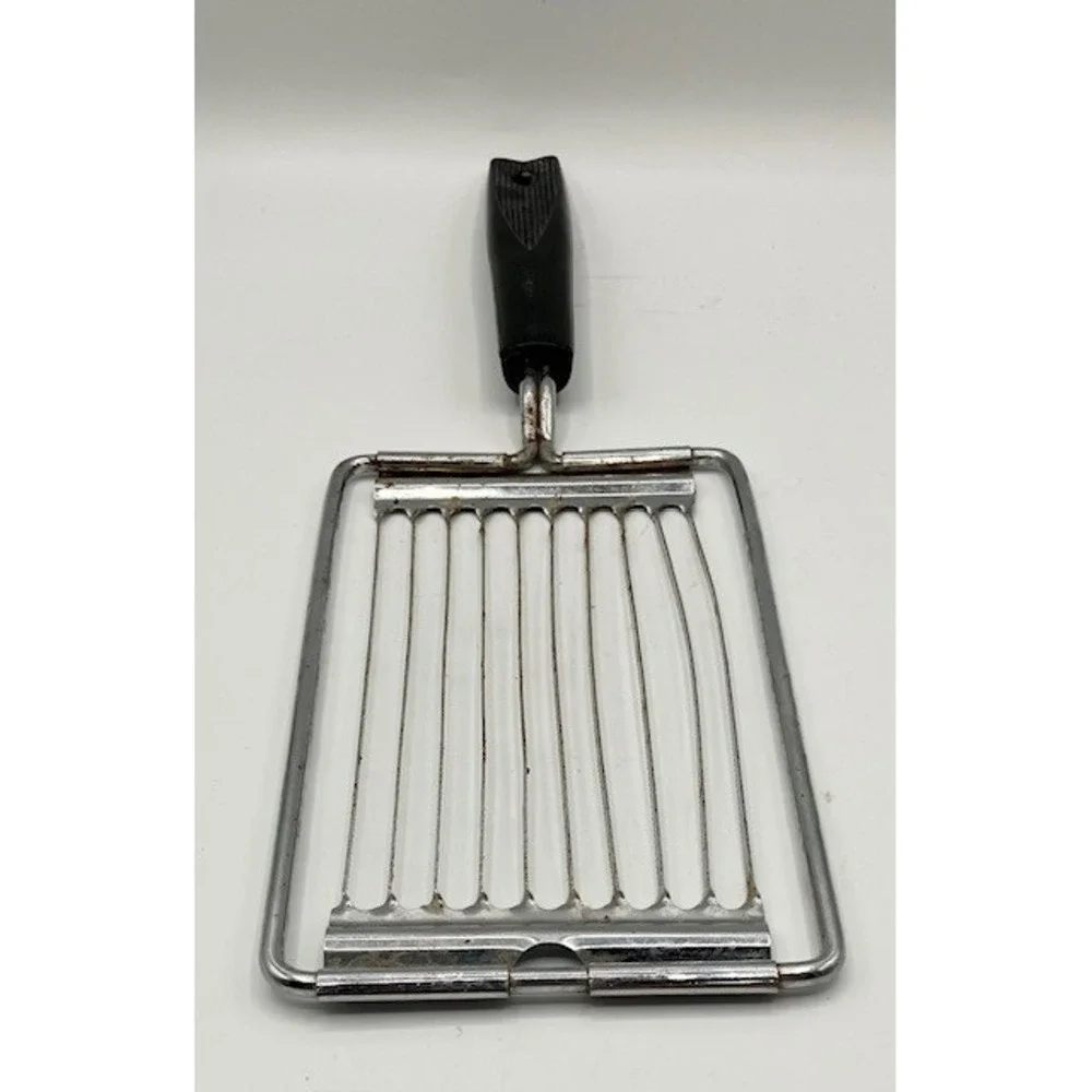 Four Vintage Kitche Utensils Pastry Brush Potato Masher Cheese & Tomato Slicers - Picture 5 of 5